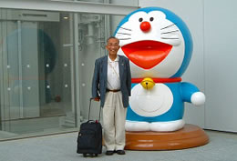 �h���G�����̐l�`�ƕ���ł���ɓ�